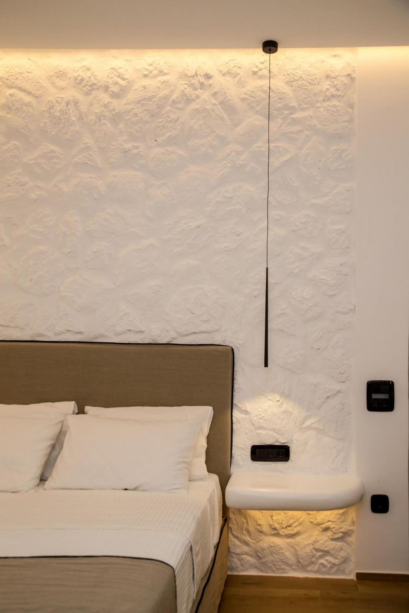 Levantes Luxury Suites II Tinos ภายนอก รูปภาพ